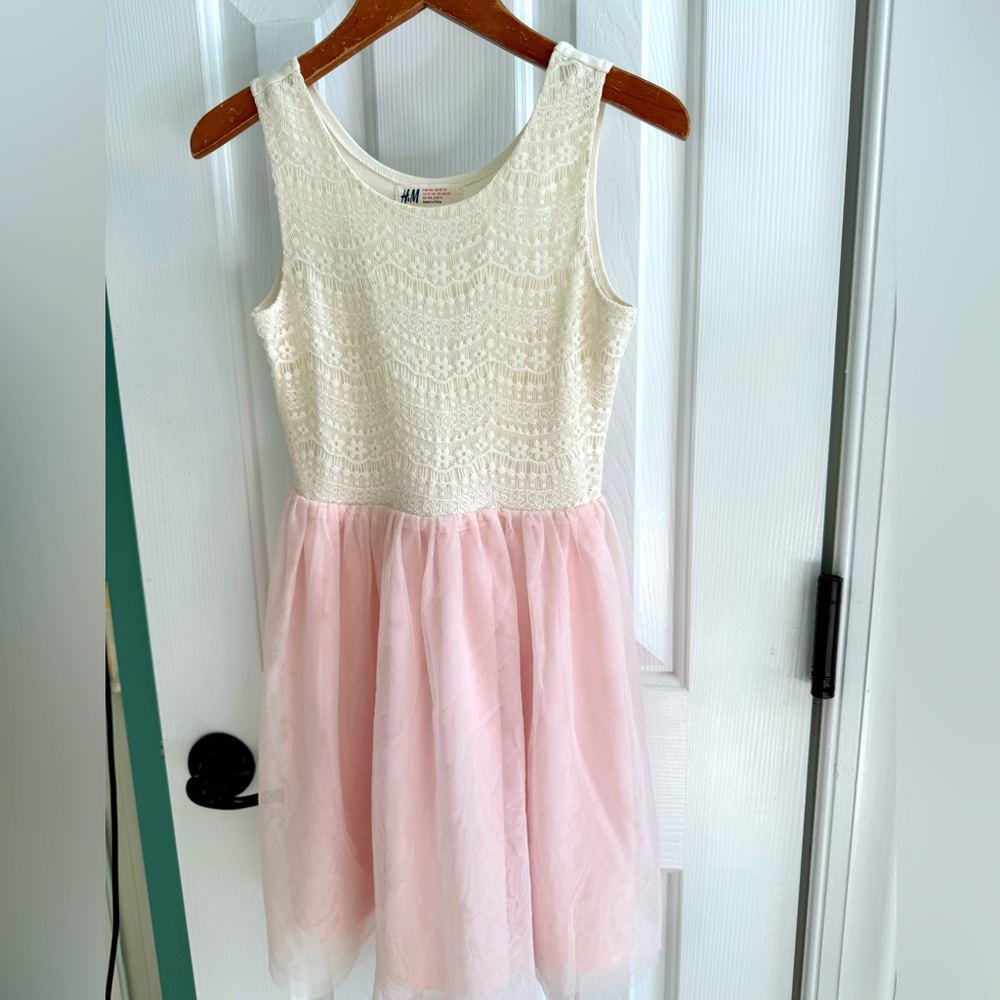 H & M Girl’s ballerina style Dress size 8 10